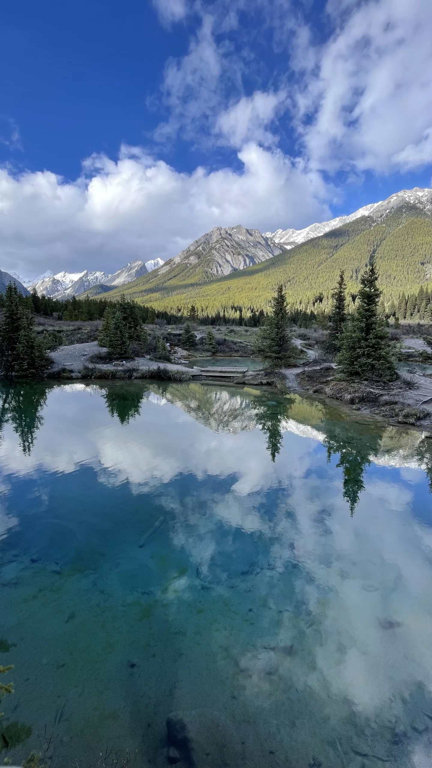 Le Monde de Chloé © 2024 | Canada | Alberta | Banff