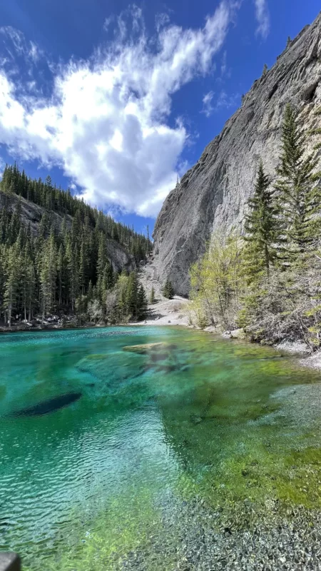 Le Monde de Chloé © 2024 | Canada | Alberta | Grassi Lakes