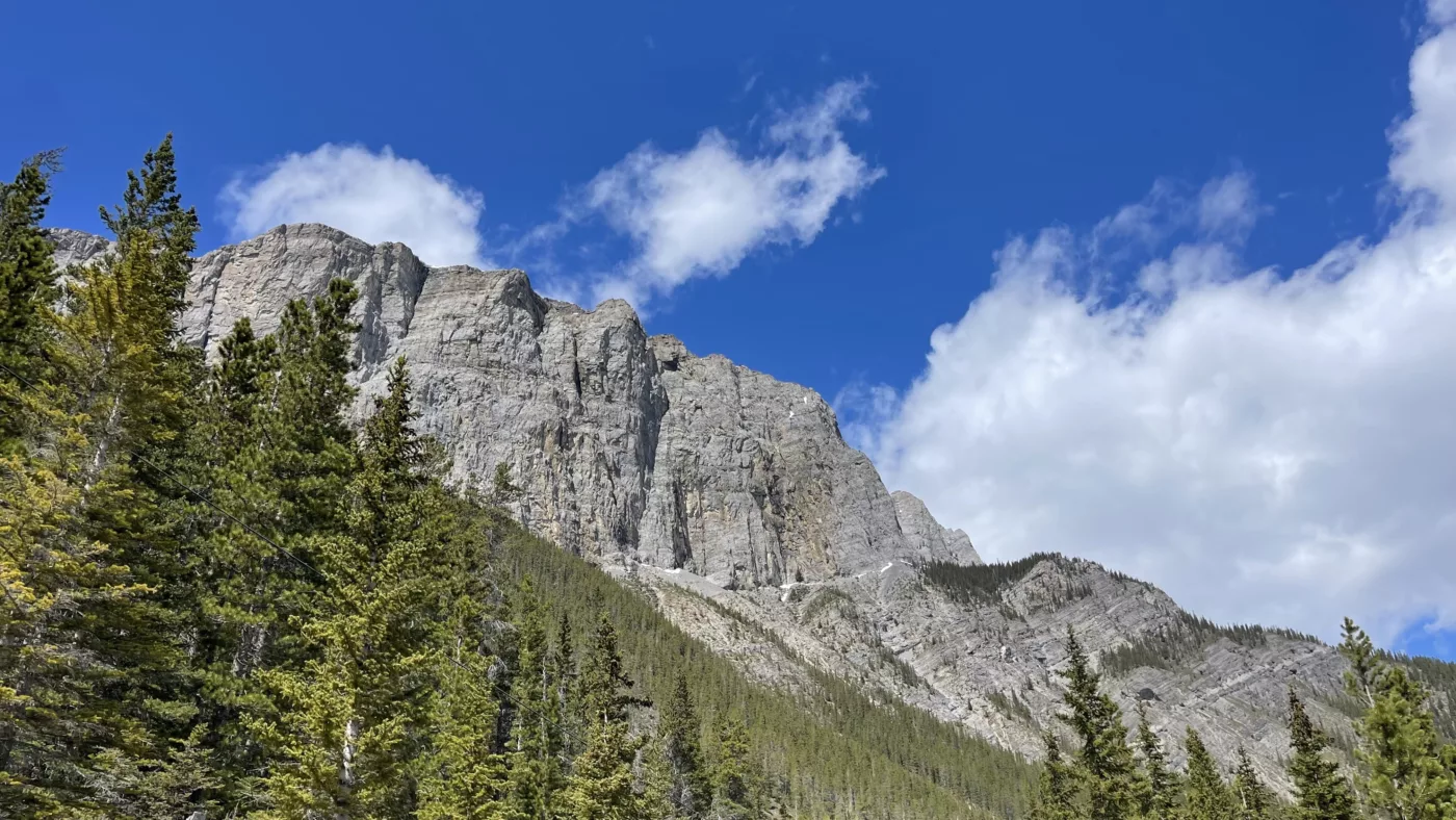 Le Monde de Chloé © 2024 | Canada | Alberta | Grassi Lakes