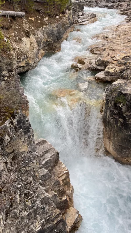 Parc National Kootenay | British-Columbia | Colombie Britannique | Canada | Marbel Canyon | Le Monde de Chloé | Road Trip | Voyage Aventure | Randonnée dans les rocheuses Canadiennes