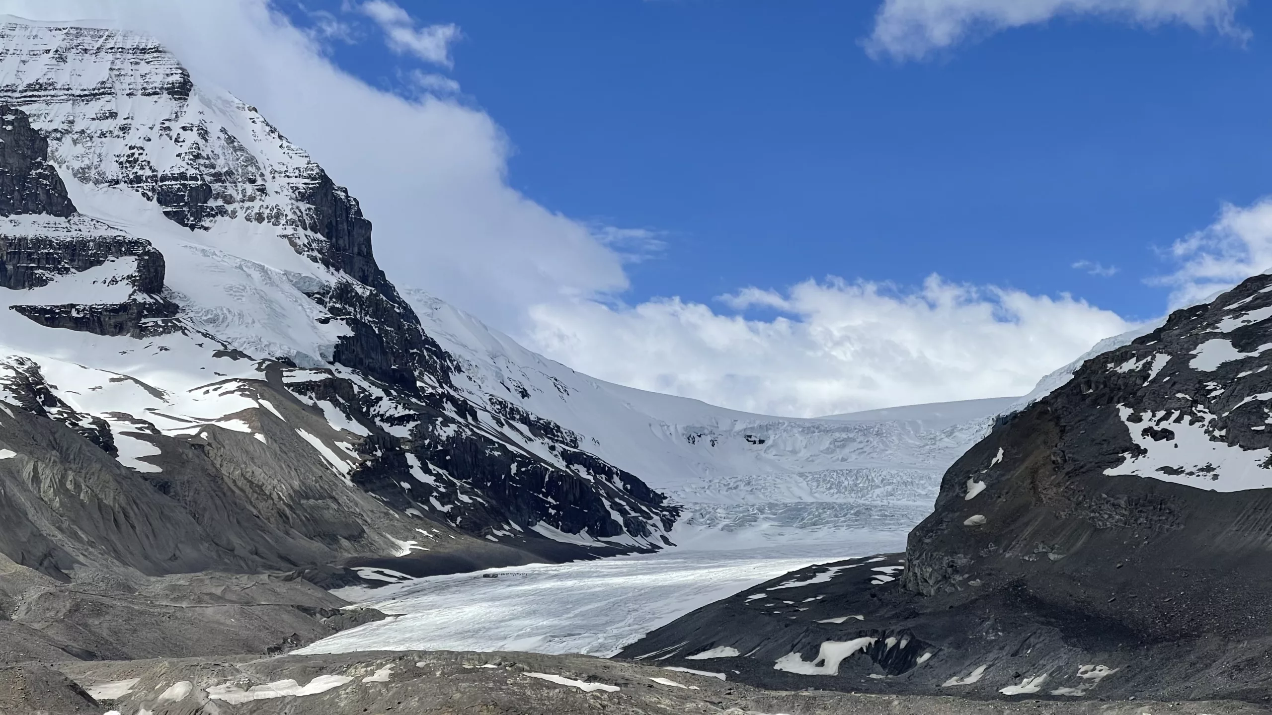 Columbia Icefield | Mer de Glace | Icefield Parkway | Columbia Icefield | Alberta | Canada | Parc National Jasper | Trans Canada | Le Monde de Chloé | Randonnée | Voyage Aventure