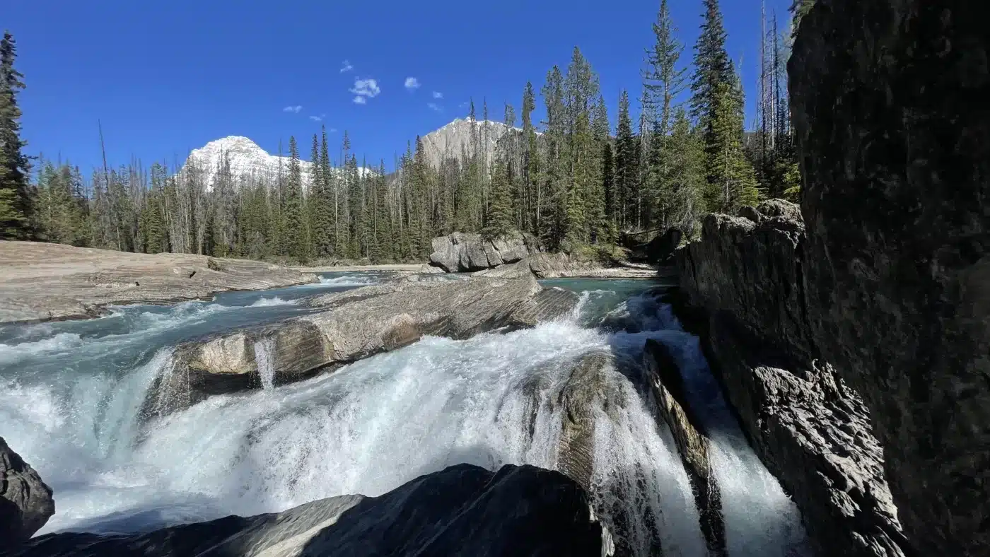 Parc National Yoho | Colombie-Britannique | Canada | Montagnes Rocheuses | Le Monde de Chloé | Natural Bridge |