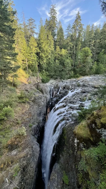 Le Monde de Chloé | Englishman Falls | île de Vancouver | Colombie-Britannique | Canada | Cascade