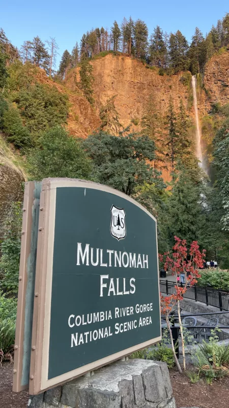 Le Monde de Chloé | | USA | Oregon | Multnomah Falls |  Latourell Falls