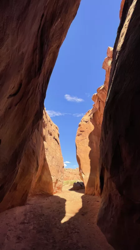 Le Monde de Chloé | Spooky Slot Canyon | Capitol Reef | Utah | Road Trip aux USA | Road Trip dans l'ouest américain