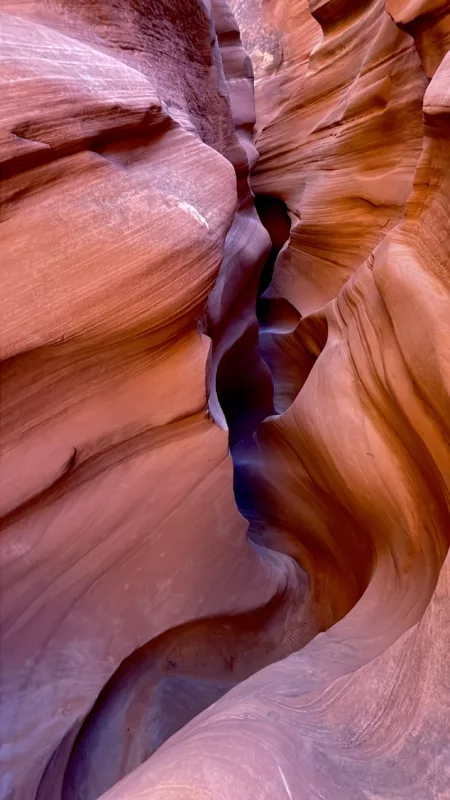 Des paysages incroyables aux merveilles naturelles secrètes, plongez dans des lieux moins connus mais tout aussi époustouflants, pour une aventure visuelle inoubliable.