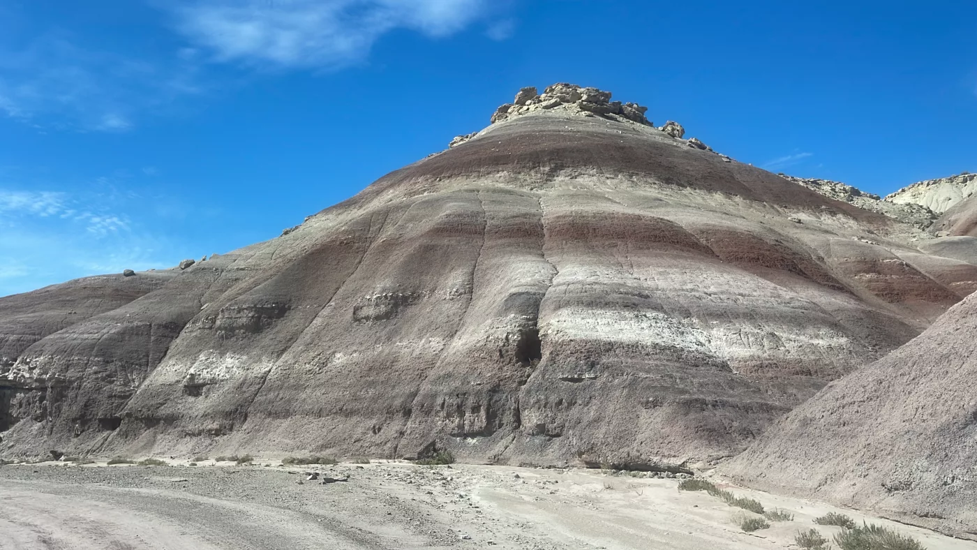 Le Monde de Chloé | Spire | Factory Butte | Utah | Road Trip aux USA | Road Trip dans l'ouest américain | Désert de l'UtahLe Monde de Chloé | Spire | Factory Butte | Utah | Road Trip aux USA | Road Trip dans l'ouest américain | Désert de l'Utah