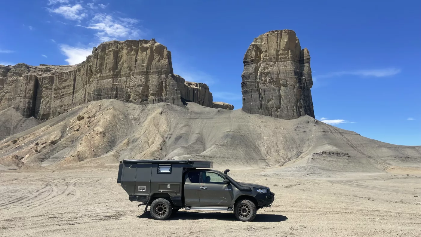 Le Monde de Chloé | Spire | Factory Butte | Utah | Road Trip aux USA | Road Trip dans l'ouest américain | Désert de l'Utah