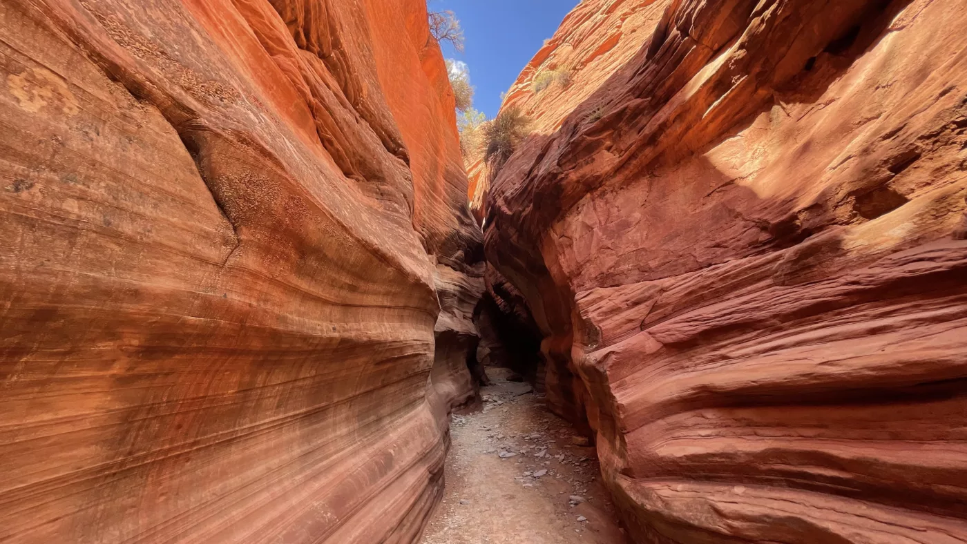 Le Monde de Chloé | Red Canyon Slot | Peekaboo Kenab | Utah | Road Trip aux USA | Road Trip dans l'ouest américain | Désert de l'Utah